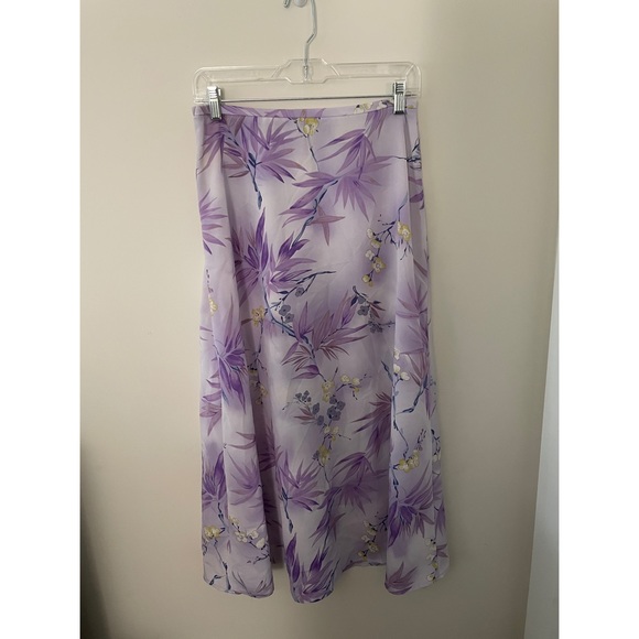 Vintage Dresses & Skirts - 🌿 Gorgeous Purple Floral Vintage Maxi Skirt